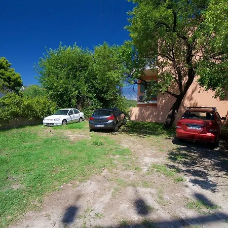 Rospovi Holiday home Kaligata